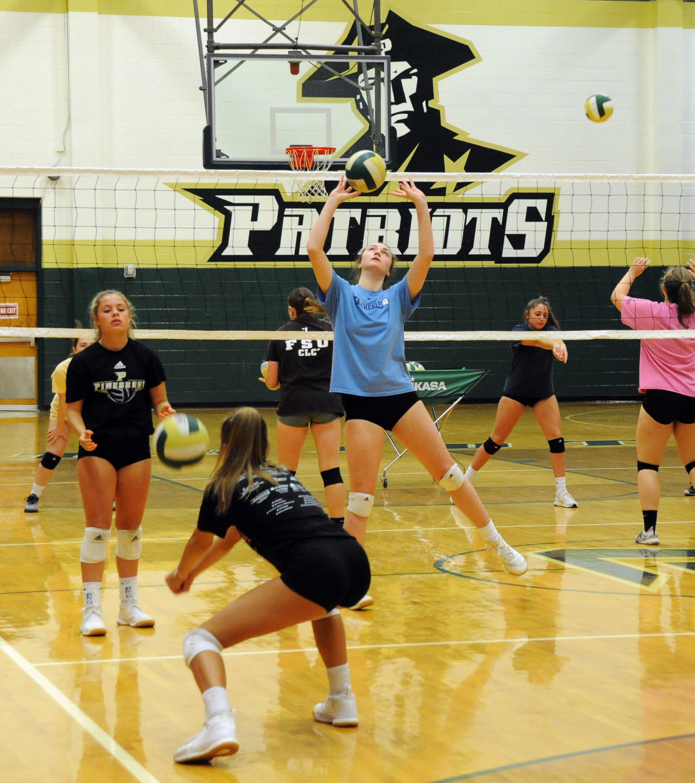 Volleyball Pinecrest 03.jpg